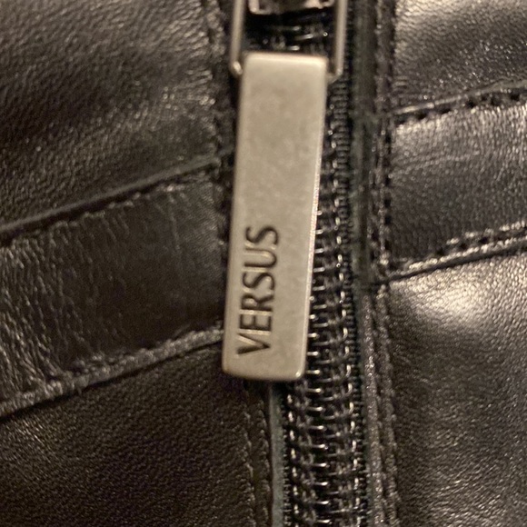 Versus Versace Leather Booties NEW - Picture 13 of 13